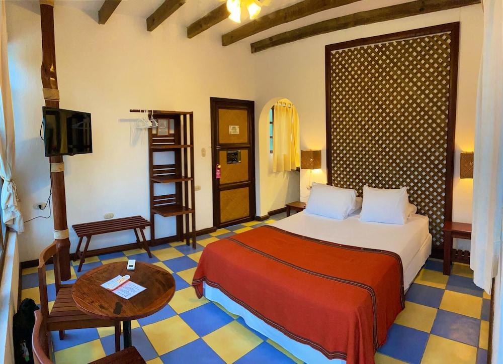 Villa Caribe Livingston Exterior photo