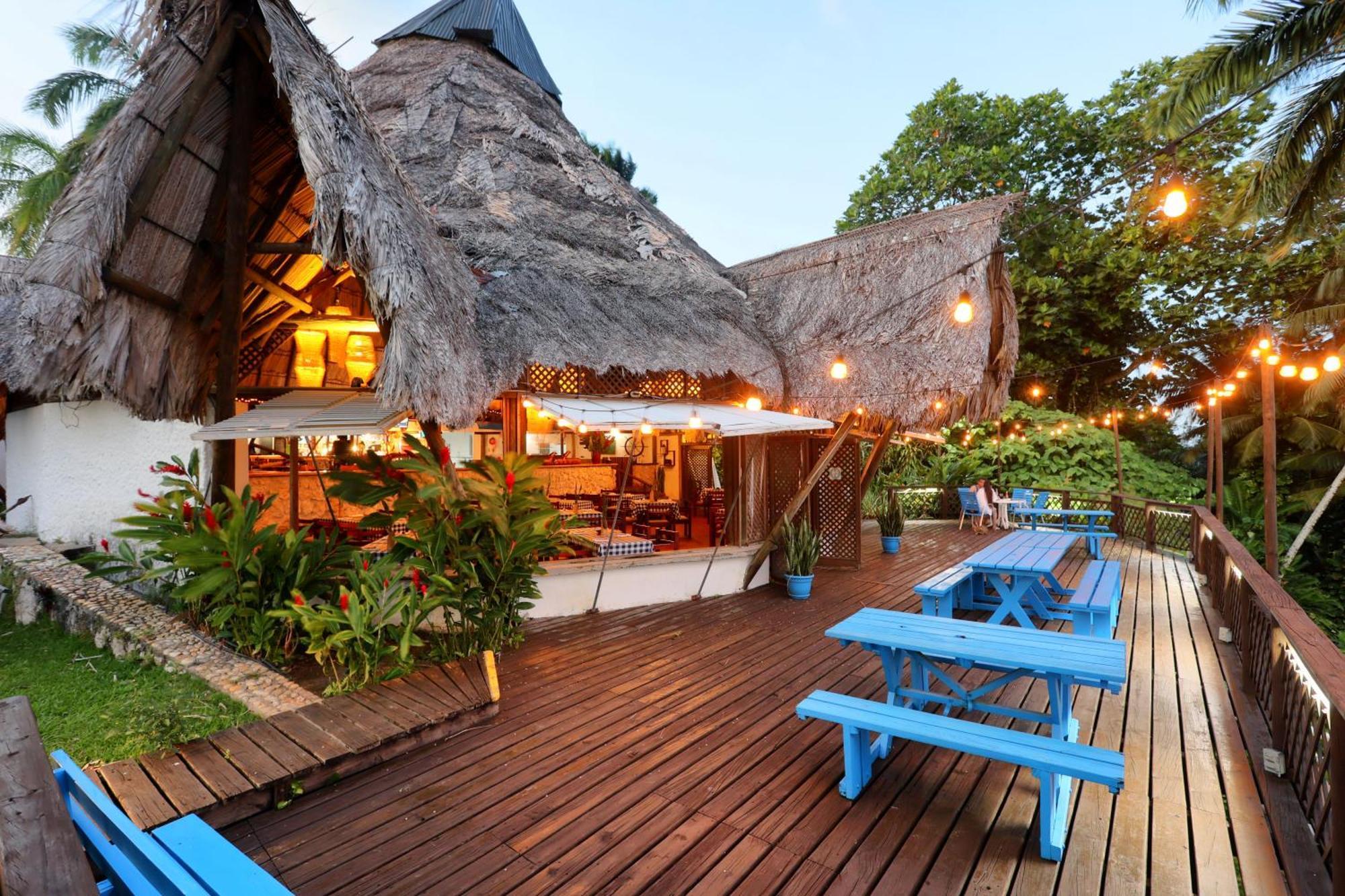 Villa Caribe Livingston Exterior photo