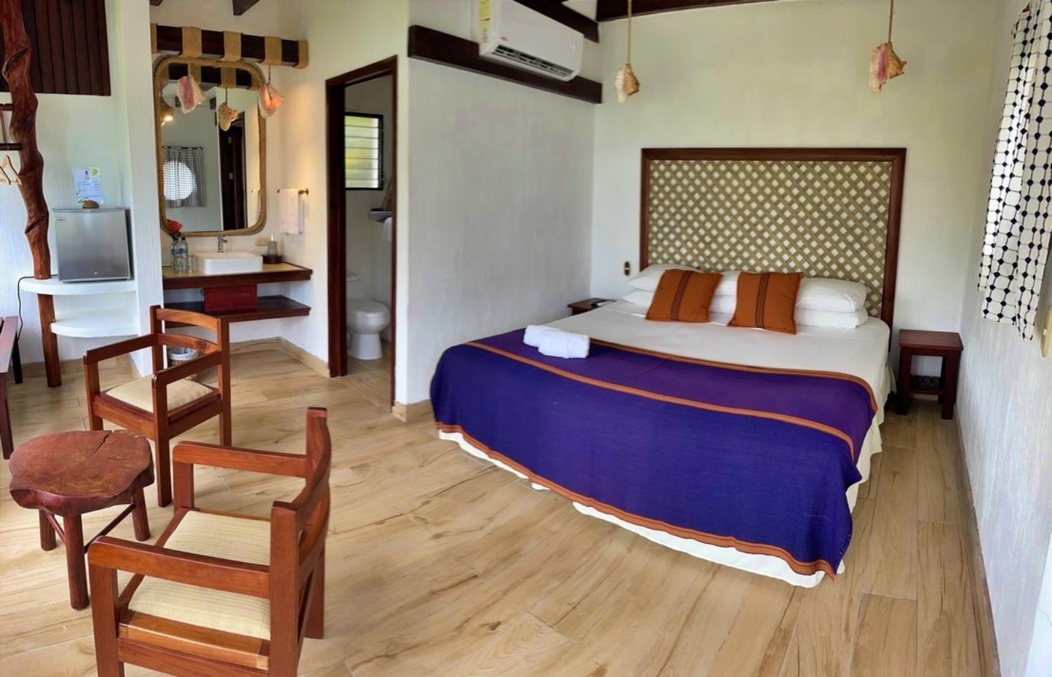 Villa Caribe Livingston Exterior photo